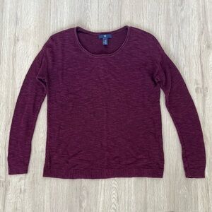 GAP Women's Burgundy Crew Neck Sweater